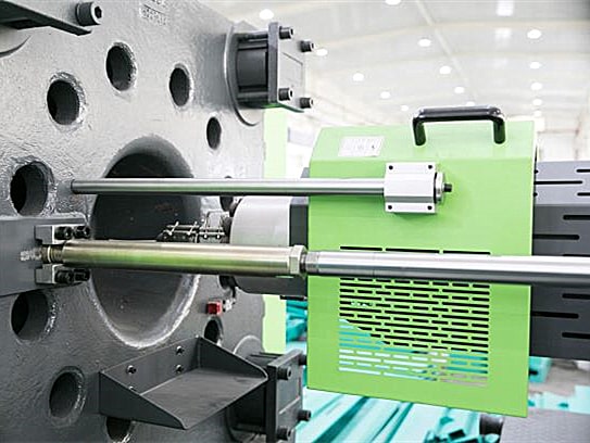 SK750 PVC Servo Motor Injection Molding Machine